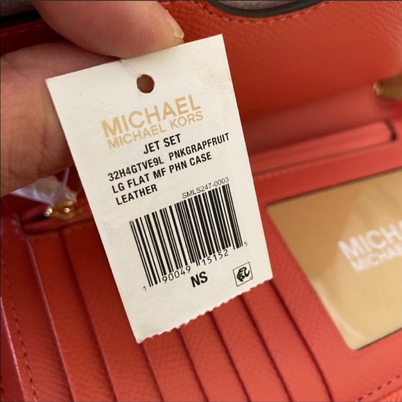 Michael Kors jet set voyager shoulder tote &wallet - Picture 13 of 15